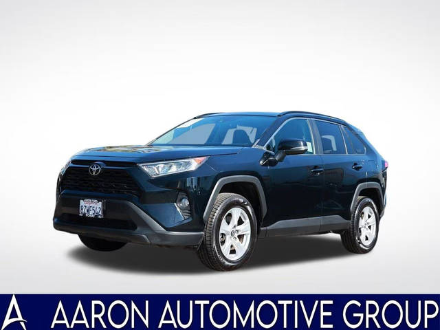 2019 Toyota RAV4 XLE AWD photo