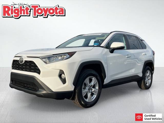 2019 Toyota RAV4 XLE FWD photo