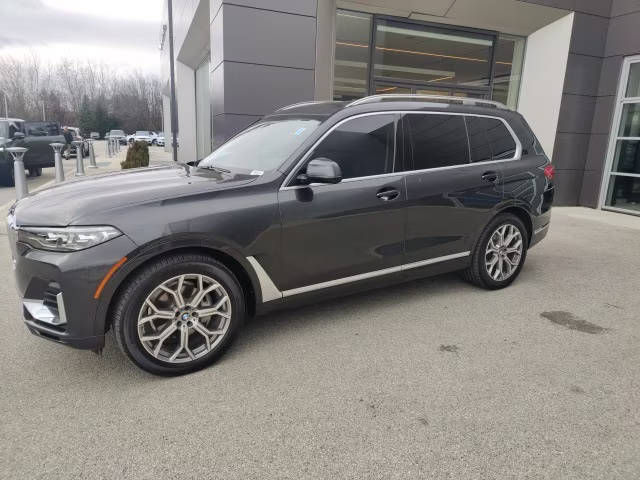 2020 BMW X7 xDrive40i AWD photo