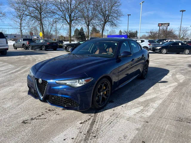 2020 Alfa Romeo Giulia Ti Sport AWD photo