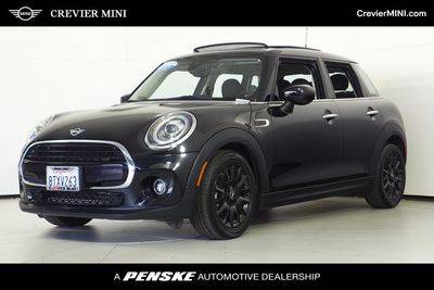 2020 MINI Hardtop 4 Door Cooper FWD photo