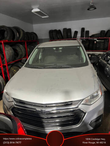 2020 Chevrolet Traverse LS AWD photo