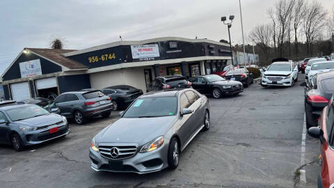 2015 Mercedes-Benz E-Class E 350 Sport AWD photo