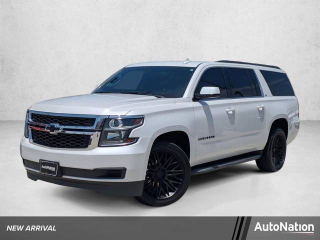 2020 Chevrolet Suburban LT 4WD photo