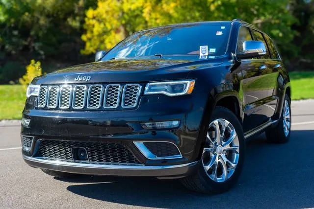 2019 Jeep Grand Cherokee Summit 4WD photo