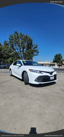 2019 Toyota Camry LE FWD photo