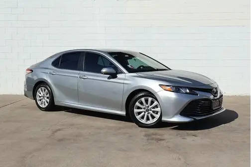 2019 Toyota Camry LE FWD photo