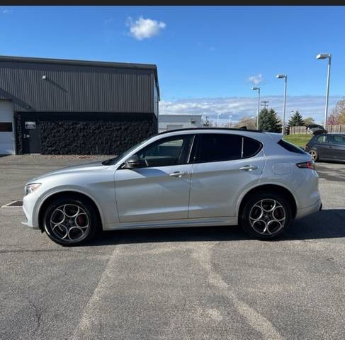 2020 Alfa Romeo Stelvio Ti AWD photo