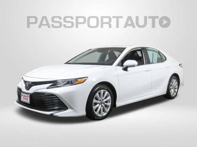 2020 Toyota Camry LE FWD photo