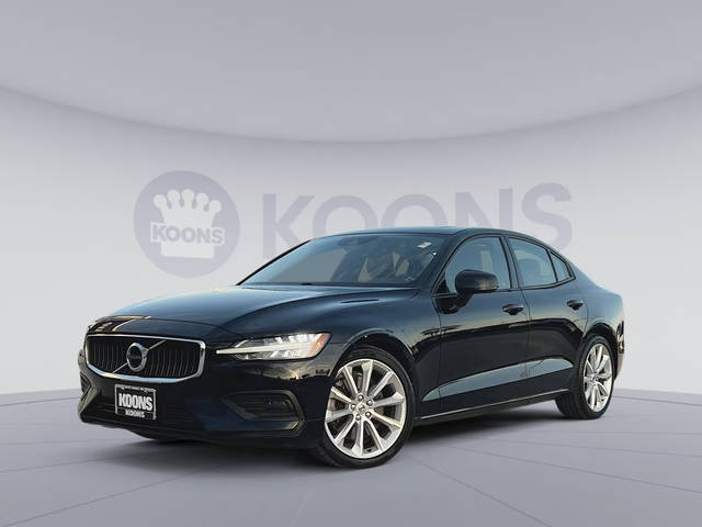 2020 Volvo S60 Momentum AWD photo