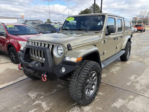 2020 Jeep Gladiator Overland 4WD photo