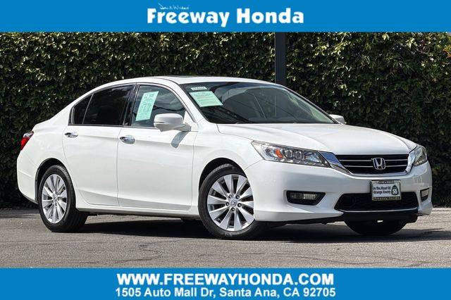 2015 Honda Accord Touring FWD photo