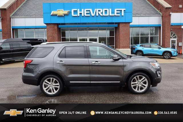 2017 Ford Explorer Limited 4WD photo