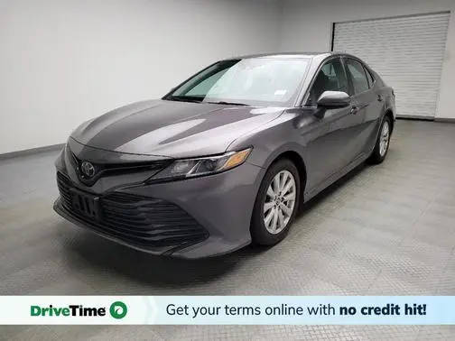 2019 Toyota Camry LE FWD photo