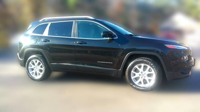 2015 Jeep Cherokee Latitude 4WD photo