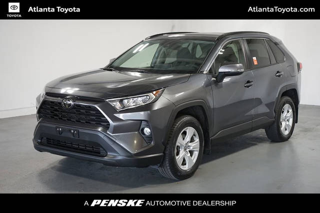 2020 Toyota RAV4 XLE AWD photo