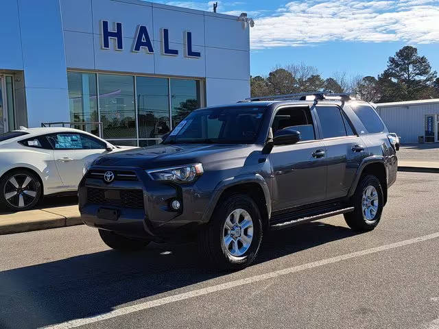 2020 Toyota 4Runner SR5 4WD photo