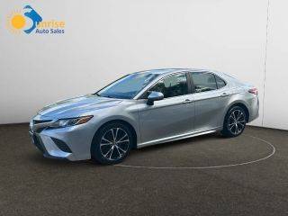 2018 Toyota Camry SE FWD photo
