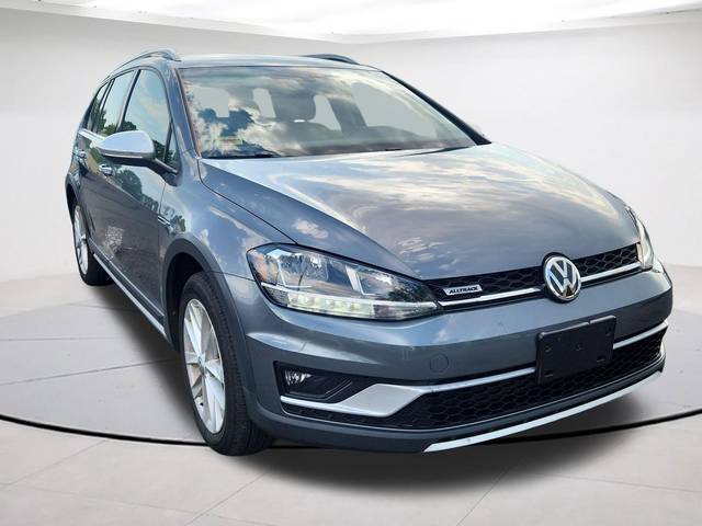 2019 Volkswagen Golf Alltrack S AWD photo