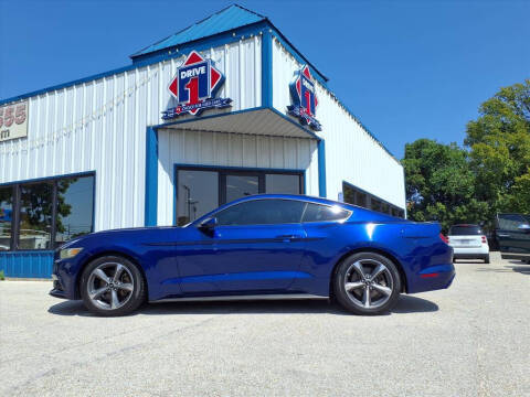2015 Ford Mustang V6 RWD photo