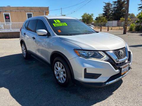 2018 Nissan Rogue S FWD photo