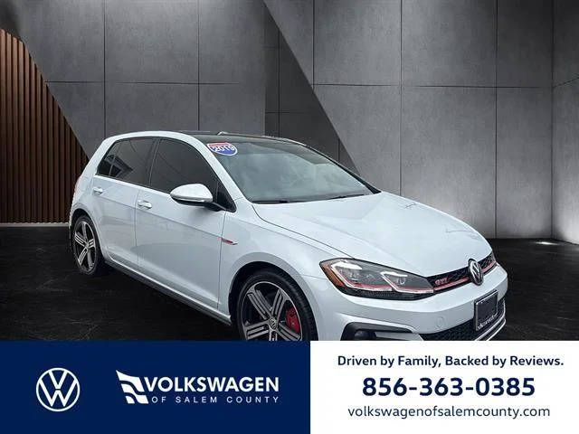 2019 Volkswagen Golf GTI SE FWD photo