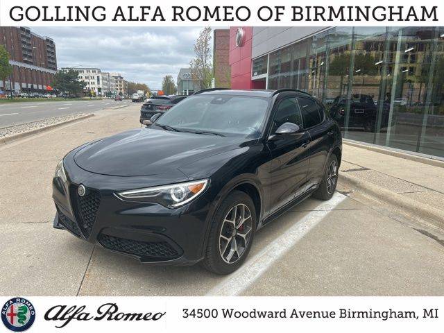 2020 Alfa Romeo Stelvio Ti Sport AWD photo