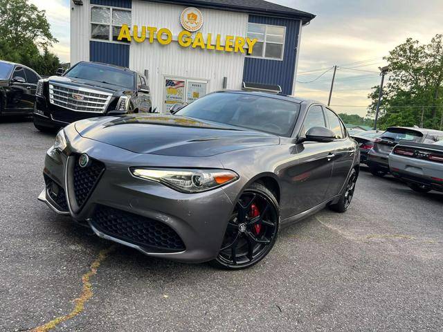 2020 Alfa Romeo Giulia Sport AWD photo