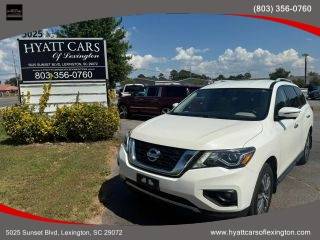 2020 Nissan Pathfinder SL FWD photo