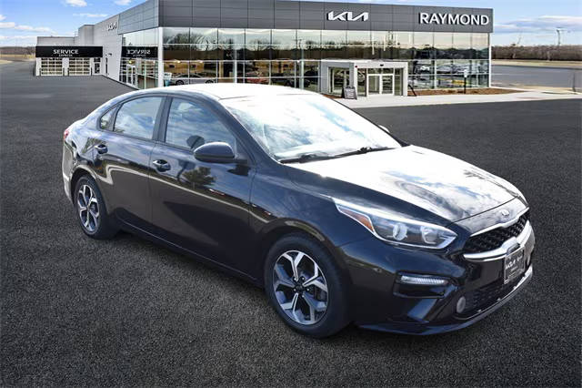 2020 Kia Forte LXS FWD photo