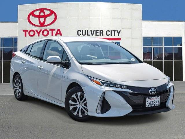 2020 Toyota Prius Prime XLE FWD photo