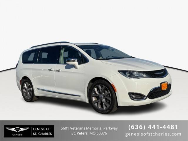 2019 Chrysler Pacifica Minivan Limited FWD photo