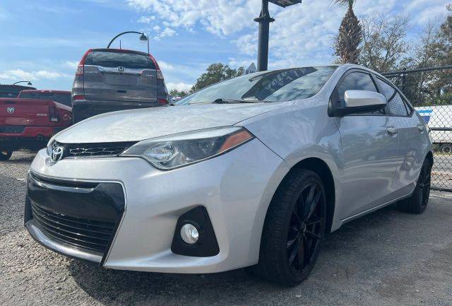 2015 Toyota Corolla LE FWD photo