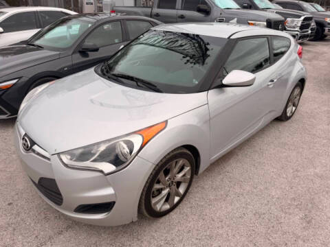 2016 Hyundai Veloster FWD photo