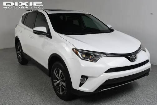 2018 Toyota RAV4 XLE AWD photo