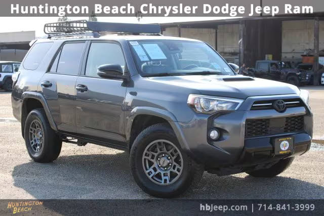 2020 Toyota 4Runner Venture 4WD photo