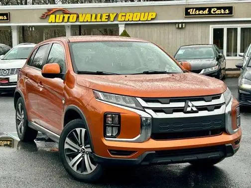 2020 Mitsubishi Outlander Sport ES 2.0 FWD photo