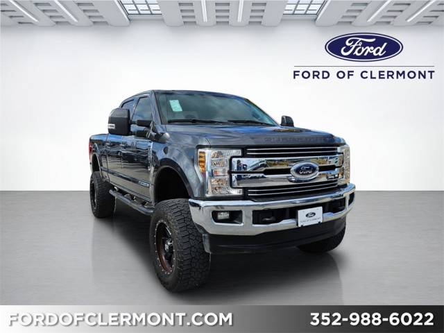 2019 Ford F-250 Super Duty LARIAT 4WD photo