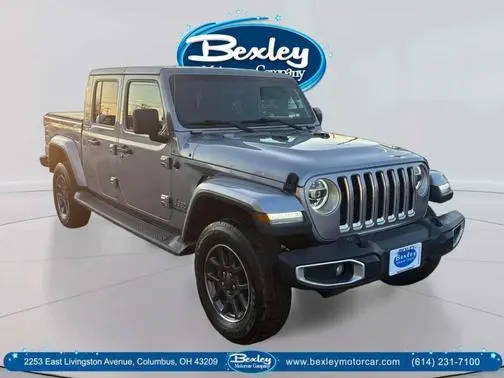 2020 Jeep Gladiator Overland 4WD photo