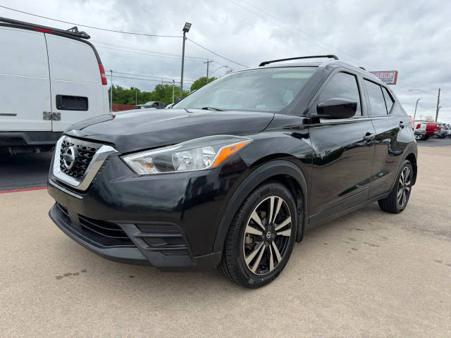 2020 Nissan Kicks SV FWD photo