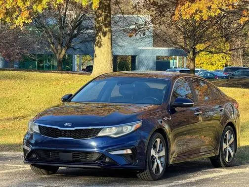 2020 Kia Optima S FWD photo