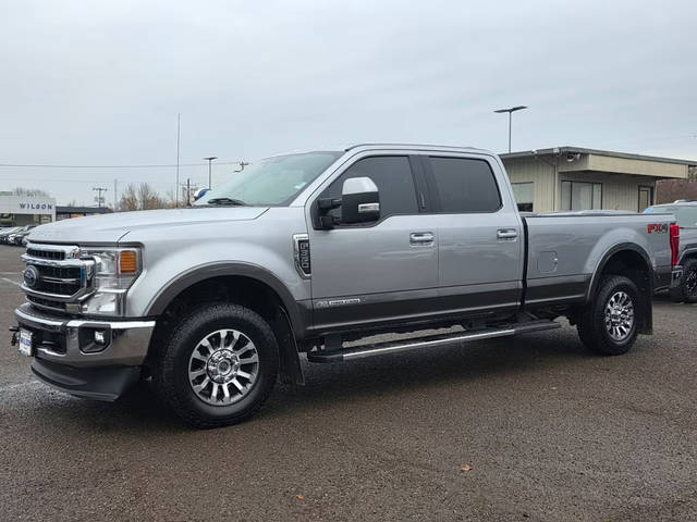 2020 Ford F-350 Super Duty LARIAT 4WD photo