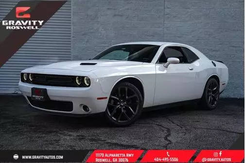 2020 Dodge Challenger SXT RWD photo