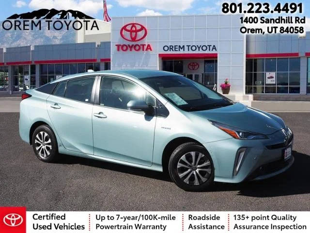 2020 Toyota Prius LE AWD photo