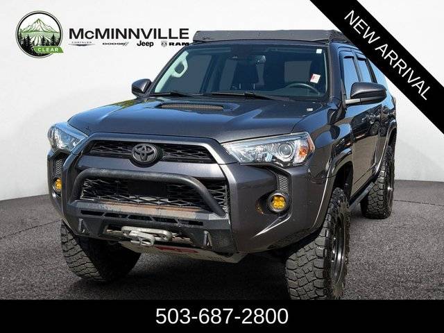 2020 Toyota 4Runner SR5 4WD photo