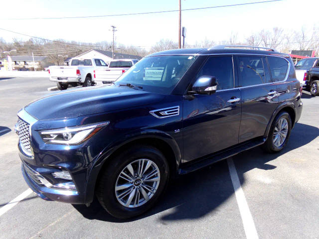 2019 Infiniti QX80 LUXE 4WD photo