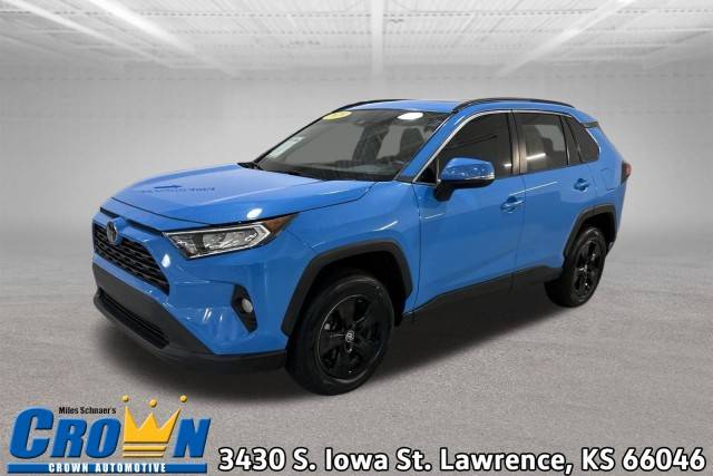 2019 Toyota RAV4 XLE FWD photo