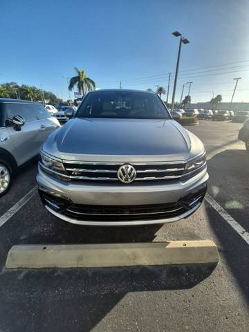 2020 Volkswagen Tiguan SEL Premium R-Line AWD photo