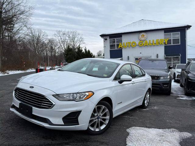 2019 Ford Fusion SE FWD photo