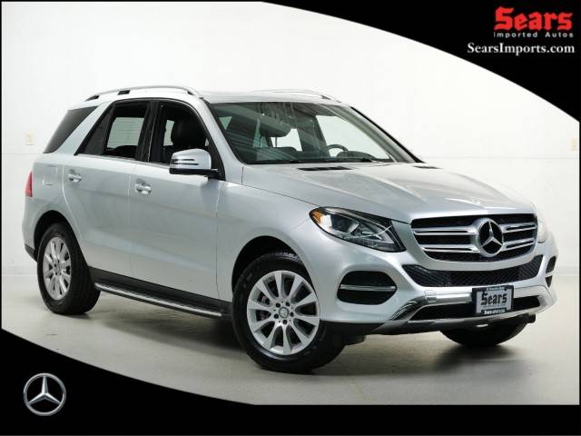 2016 Mercedes-Benz GLE-Class GLE 300d AWD photo